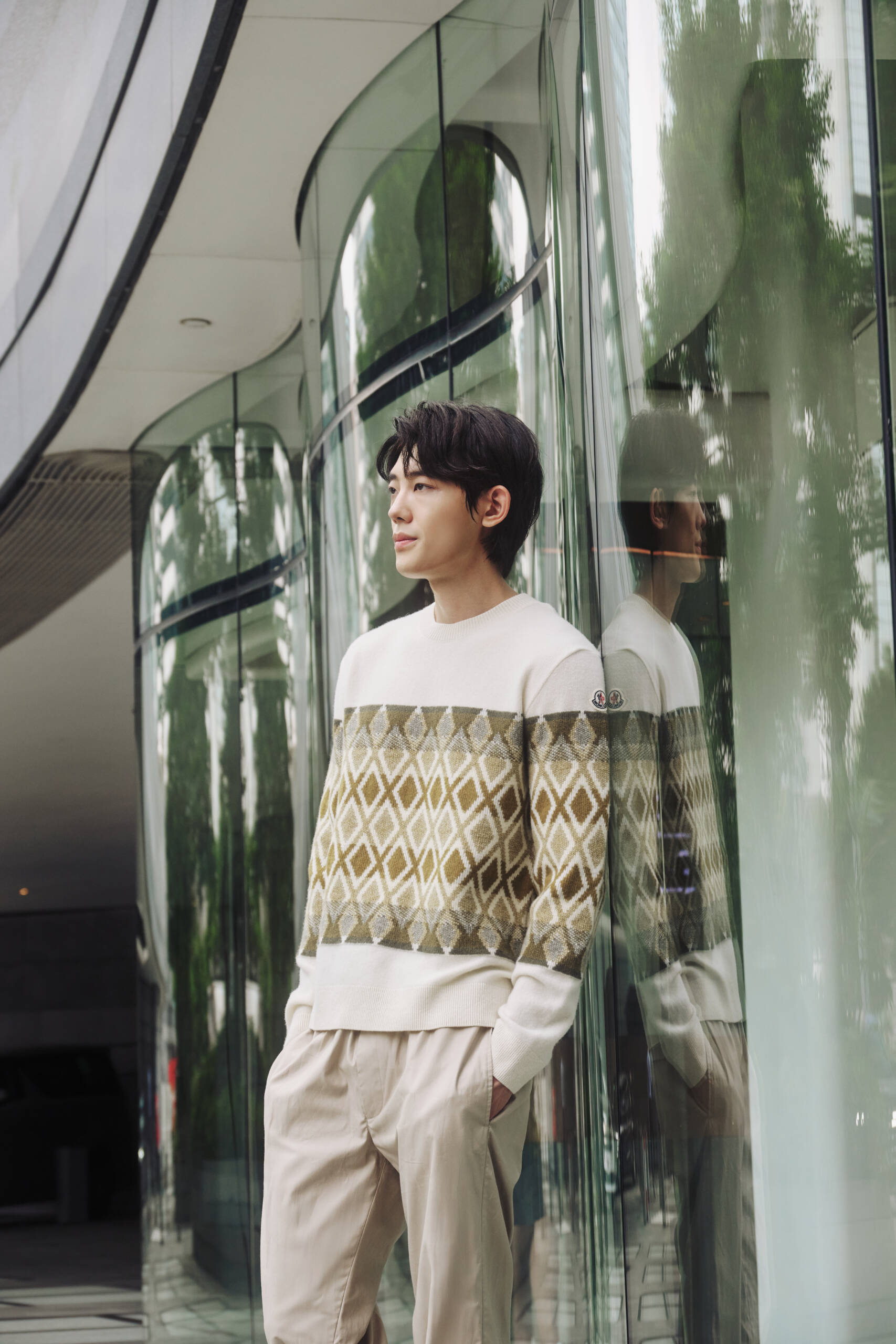 Moncler – 秋冬時尚造型攝影：細節中的靜謐力量 (Quiet Power in Details) — 1