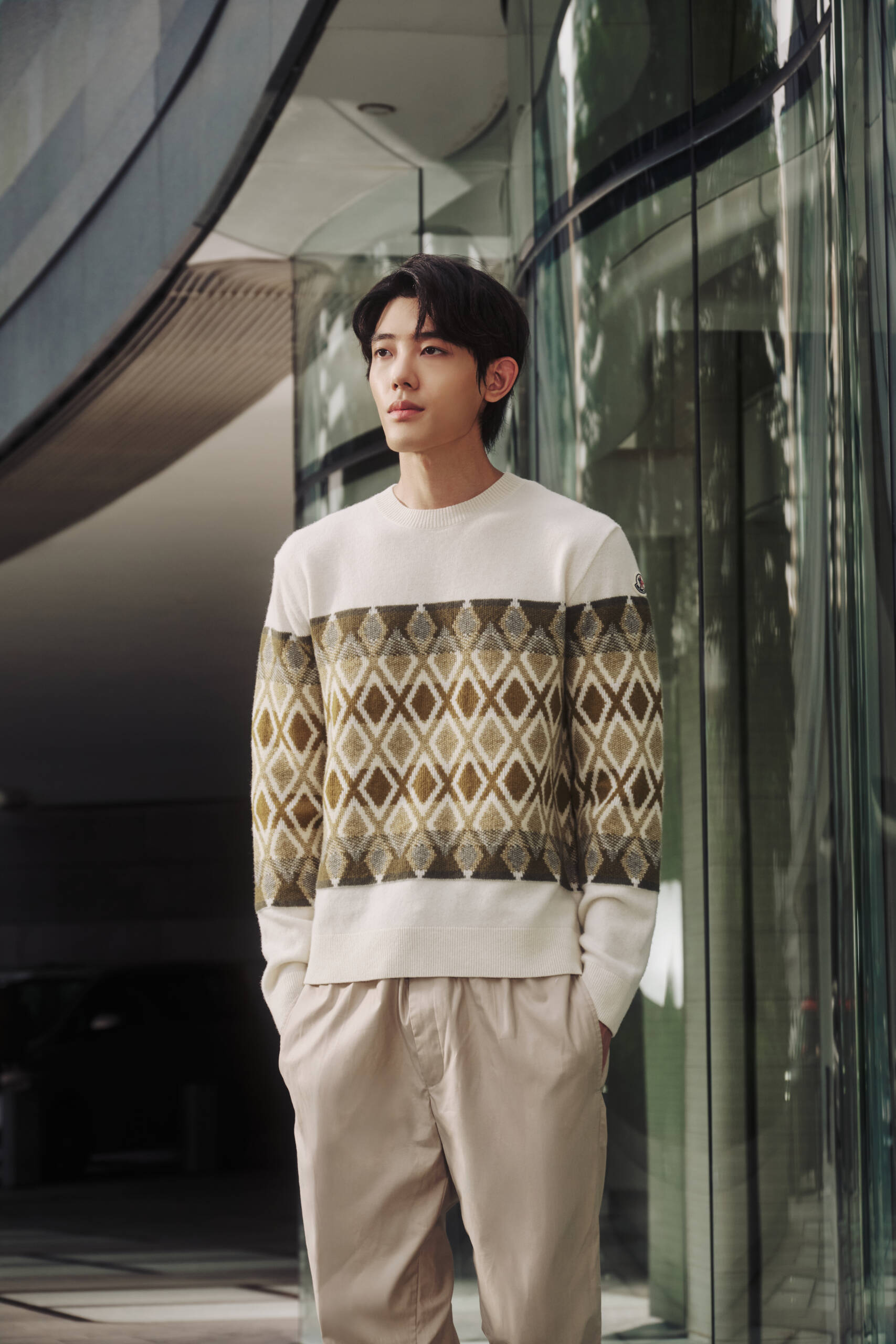 Moncler – 秋冬時尚造型攝影：細節中的靜謐力量 (Quiet Power in Details) — 4